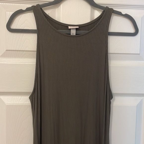 RIBBED OLIVE GREEN MAXI - Picture 2 of 3